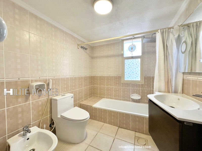 Kuwait City, Apartments, Flats, Houses & Villas, KWD 900/month,  4 BR,  Four Bedroom Floor For Rent In Jabriya