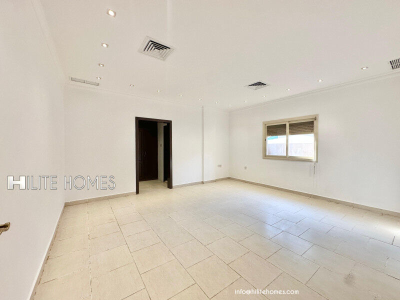 Kuwait City, Apartments, Flats, Houses & Villas, KWD 1150/month,  4 BR,  Four Bedroom Floor With Private Entrance For Rent In Jabriya
