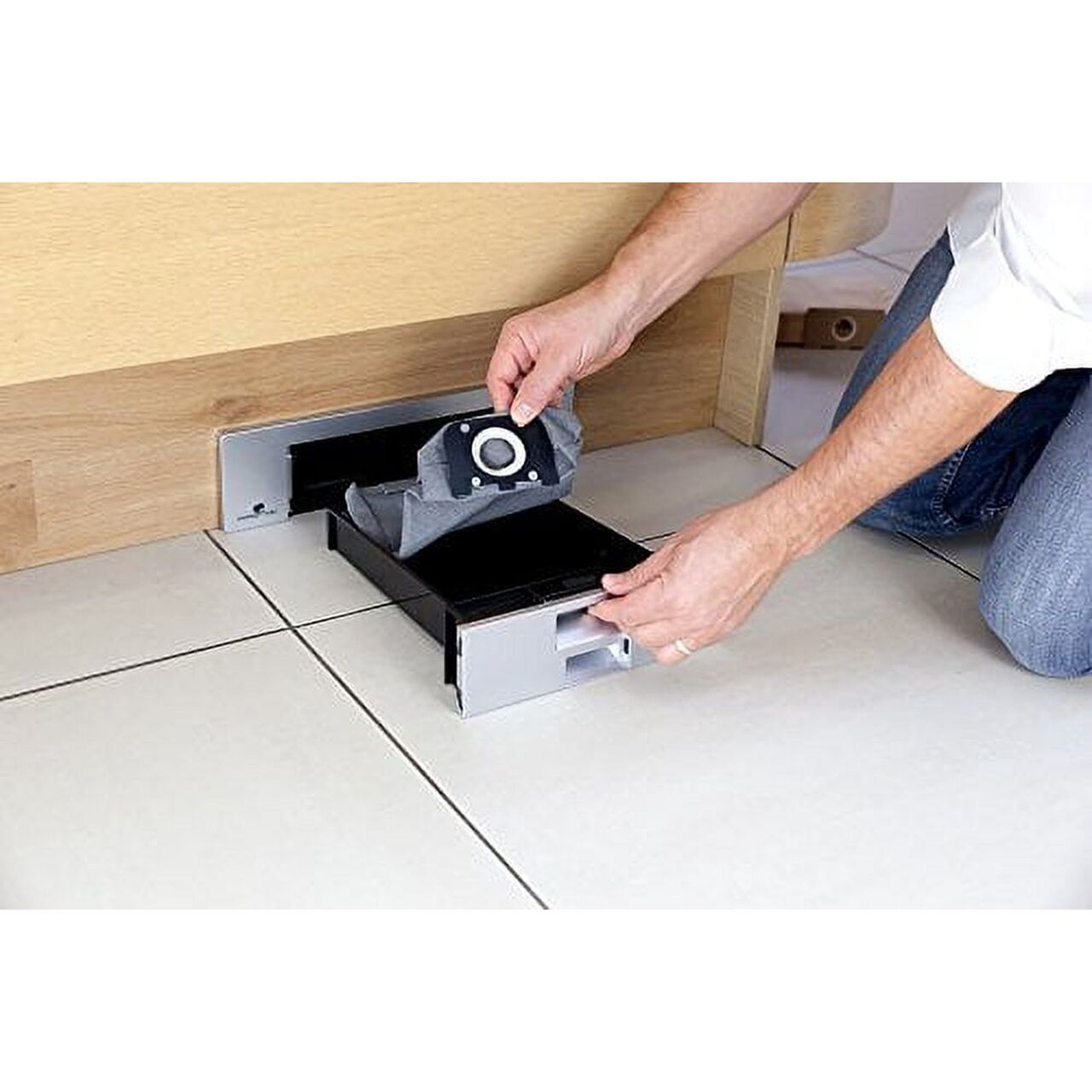 Olaya, Appliances, SAR 1110,  Sweepovac SVP SL2 Undercounter Vacuum