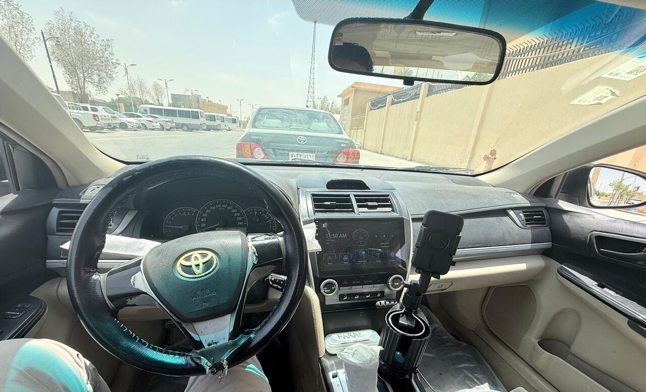 Mumbai, Vehicles, Cars & Trucks , INR 30000,  Camry 2015,  2015,  Automatic,  184750 KM,  SAR 30000, Toyota Camry, , , ,