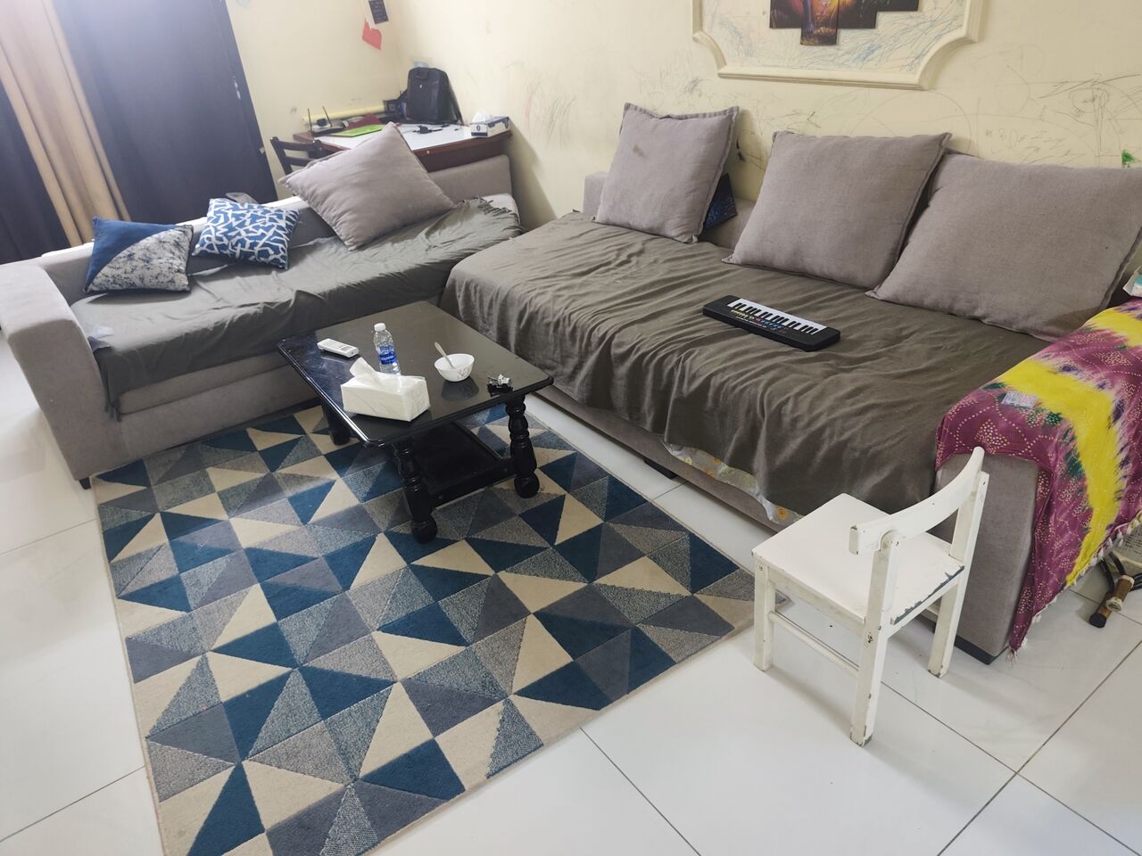Mahooz, Furniture, BHD 20,  Urgent Big Sofa L Shape