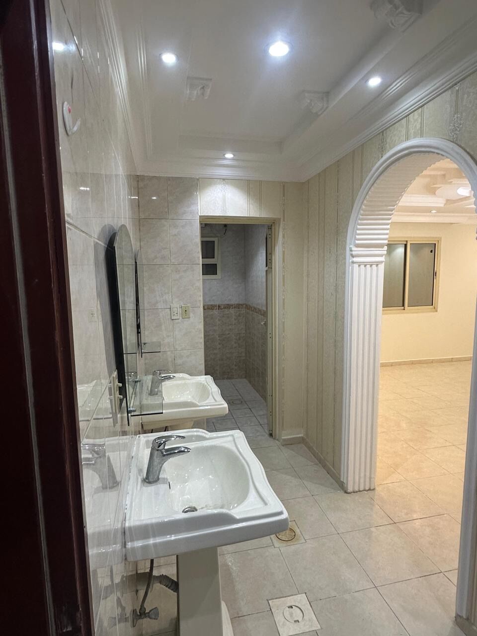 Jubail, Sublets, SAR 1500/month,  1 BR,  Spacious Room For Rent &ndash; Separate Entrance