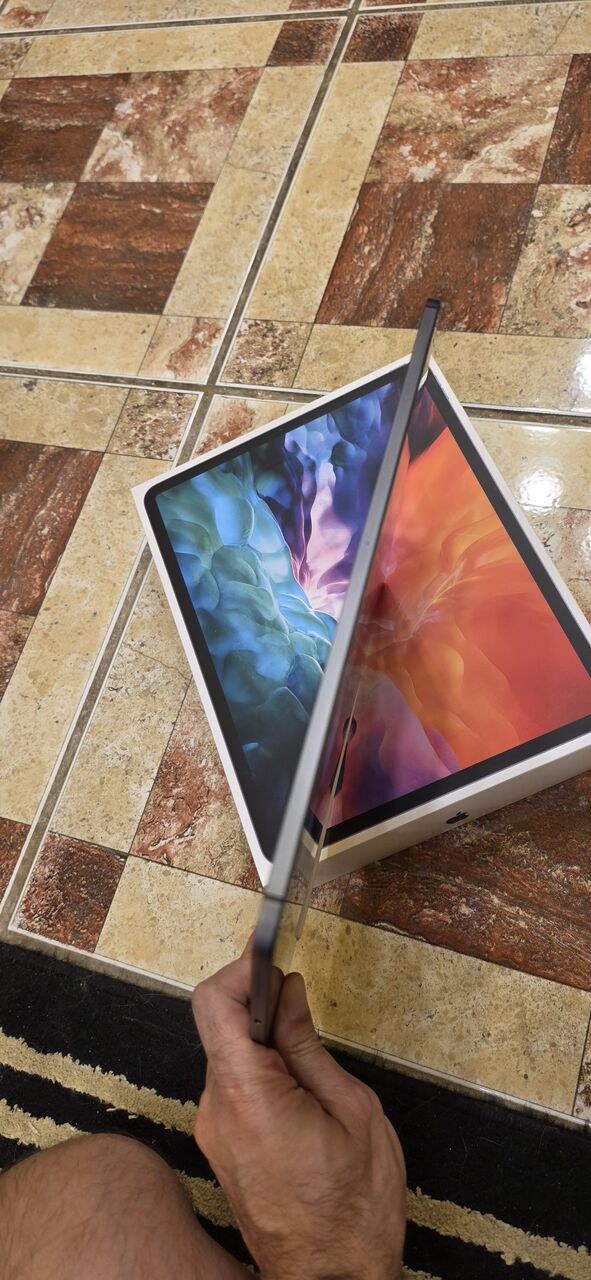 Riffa, Tablet Computers, BD 350,  For Sale Apple IPad Pro 12.9