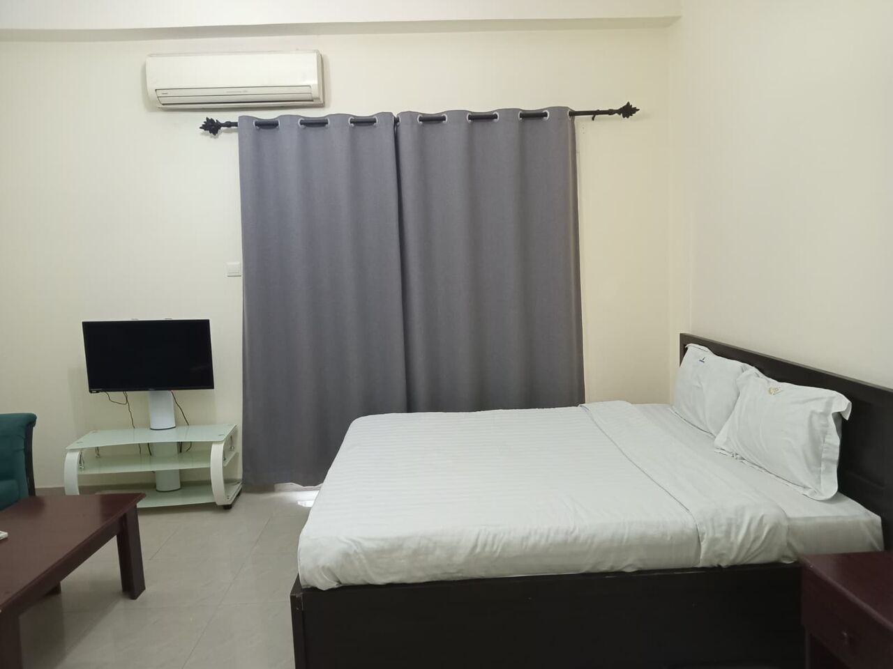 Juffair, Apartments, Flats, Houses & Villas, BHD 200/month,  Furnished,  Studio,  Studio Flat (BHD200, Unlimited EWA)