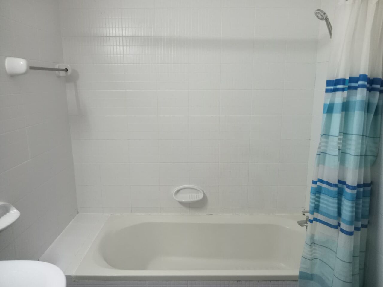 Juffair, Apartments, Flats, Houses & Villas, BHD 200/month,  Furnished,  Studio,  Studio Flat (BHD200, Unlimited EWA)