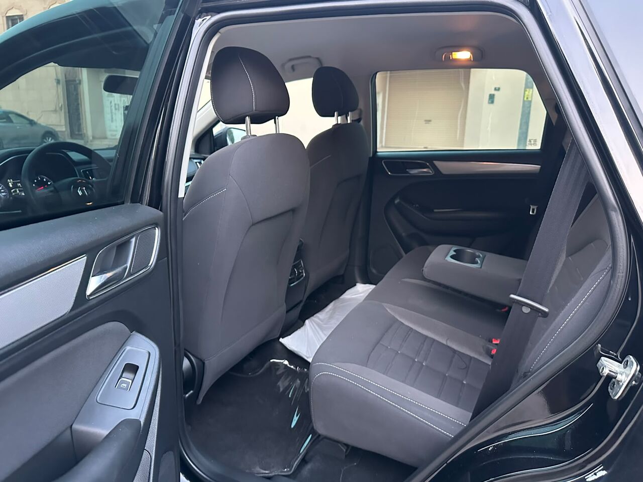 Riyadh, Vehicles, Cars & Trucks , SAR 40000,  MG RX5,  2023,  Automatic,  115000 KM,    With Mid Option For Sales (Accident Free)