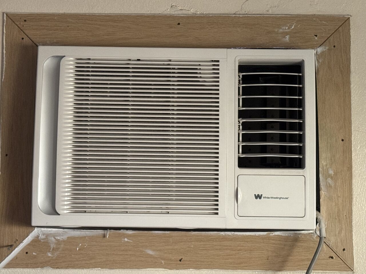 Jubail Industrial City, Household Items, SAR 1000,  Ac For Sale, Brand New Condition