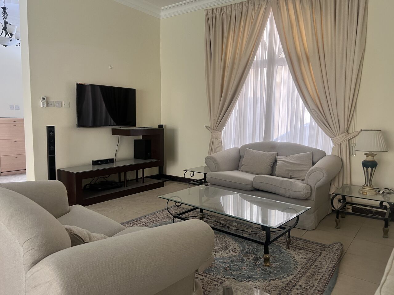 Juffair, Villas, BHD 650,  Furnished,  4 Bedrooms Villa Juffair-F.F IncL;-EWA