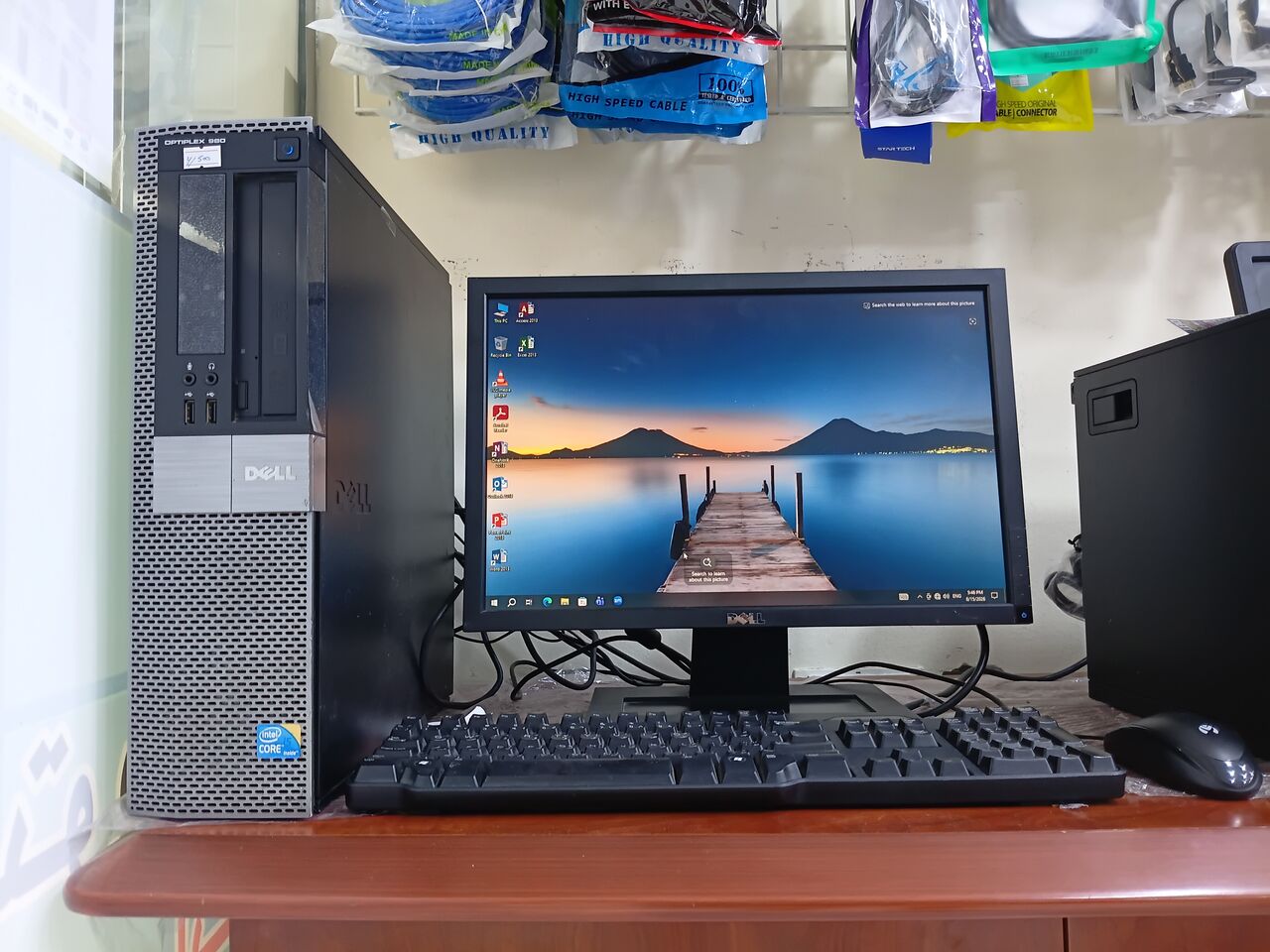 Riffa, Computers, BHD 35,  DELL OptiPlex Intel Core I5 3.20GHz  500GB HDD 19&rsquo;Inch HD Monitor 35 BD Only