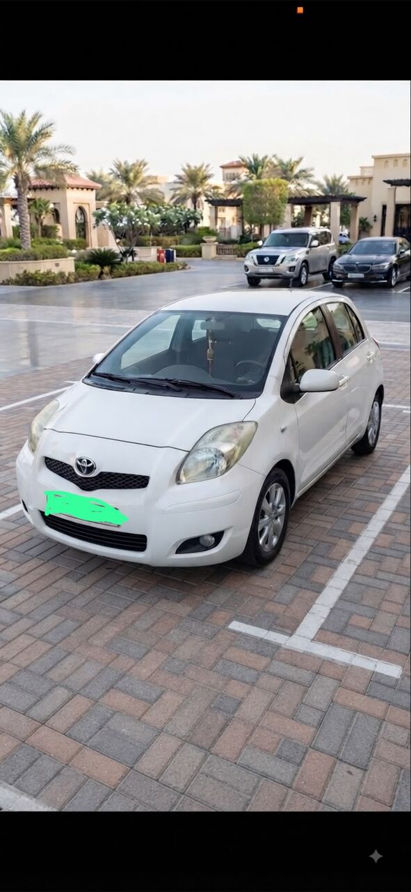 East Riffa, Vehicles, Cars & Trucks , BHD 1750,  Toyota Yaris Hatchback,  2010,  Automatic,  182000 KM,  Yaris  Hatchback In Good Condition For Sale . Well Maintained Car Selling Urgently