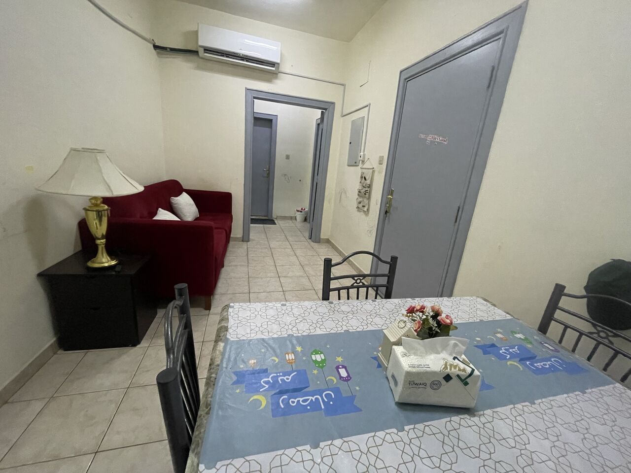 Olaya, Rooms for Rent, SAR 1500/month,  Furnished,  SAR 1600/month, Big Furnished Room, Al-Olaya-Riyadh (Include Electricity & Water)