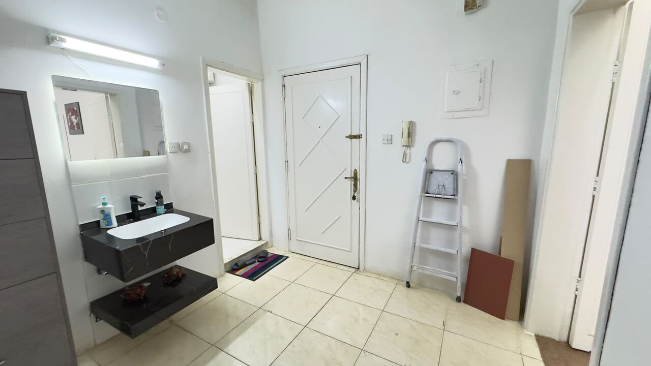 Al Wizarat, Rooms for Rent, SAR 1250/month,  I Have 1 Room In Family Apartment