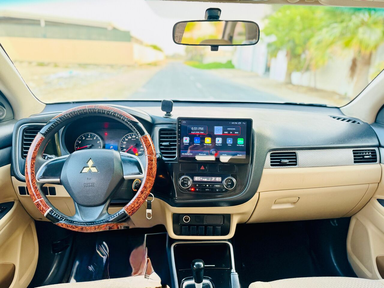 Manama, Vehicles, Cars & Trucks , BHD 3400,  Mitsubishi Outlander,  2017,  3400 KM,  Mid Option - With Andorid Screen