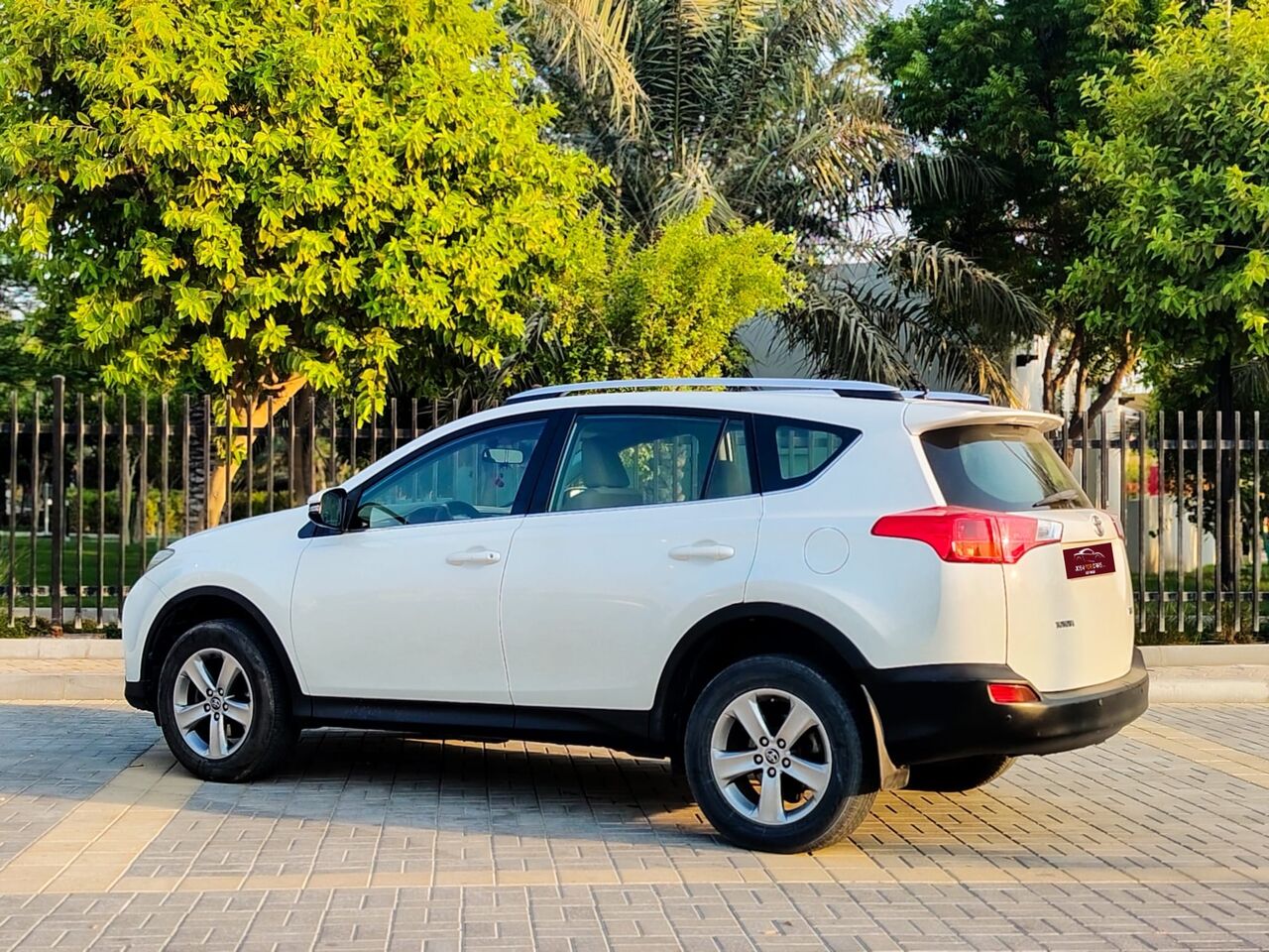 Manama, Vehicles, Cars & Trucks , BHD 1,  Toyota RAV4 EV,  2015,  Automatic,  100000 KM,  Toyota RAV4