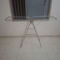 BHD 5,  Dress Drayin Stand