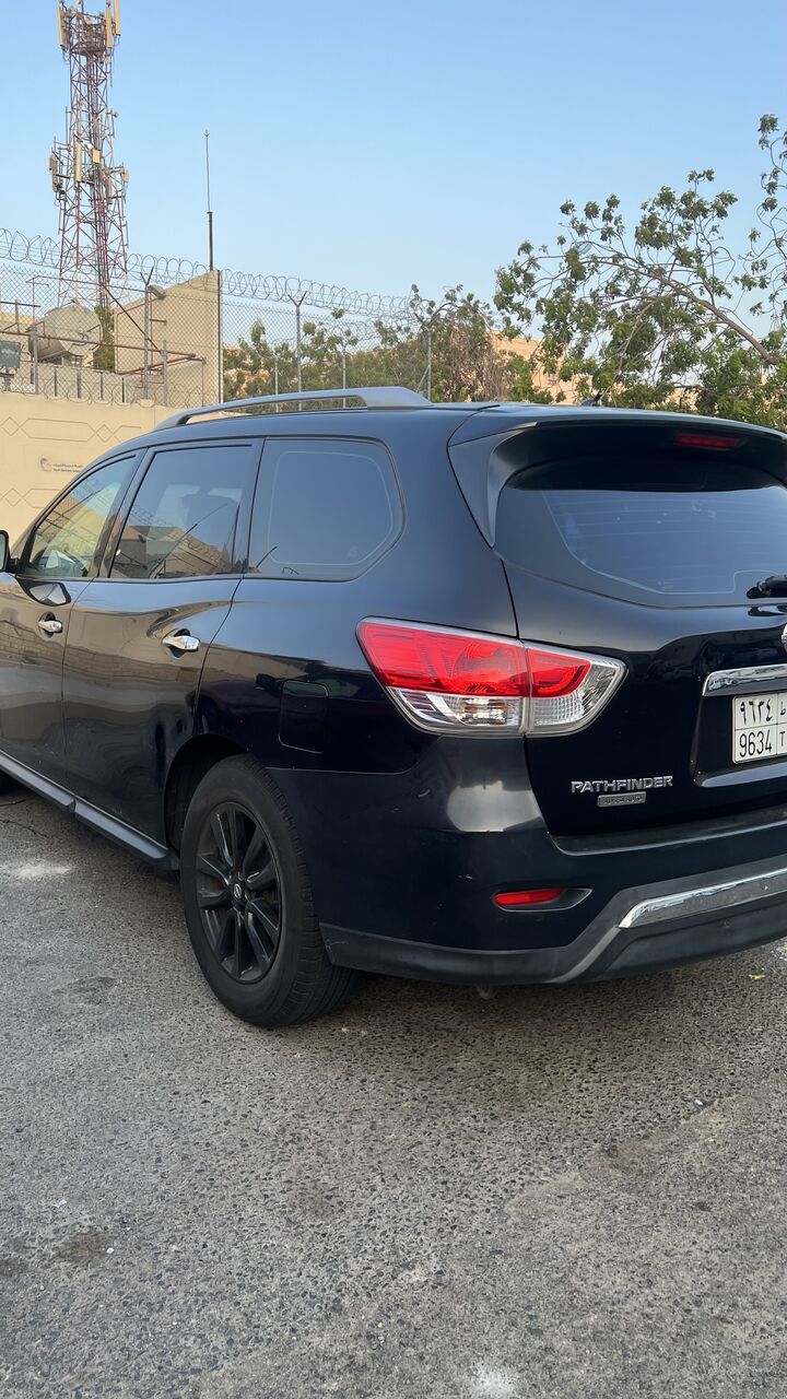 Jeddah, Vehicles, Cars & Trucks , SAR 23500,  Nissan Pathfinder,  2016,  Automatic,  257000 KM,    S Urgent Sale