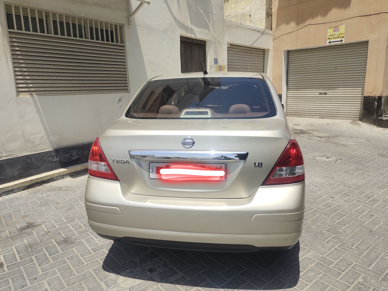 Manama, Vehicles, Cars & Trucks , BHD 1450,  NISAN TIIDA,  2012,  Automatic,  185009 KM,   Model  1.8 L Passing & Insurance . June 2027 Price BD 1450