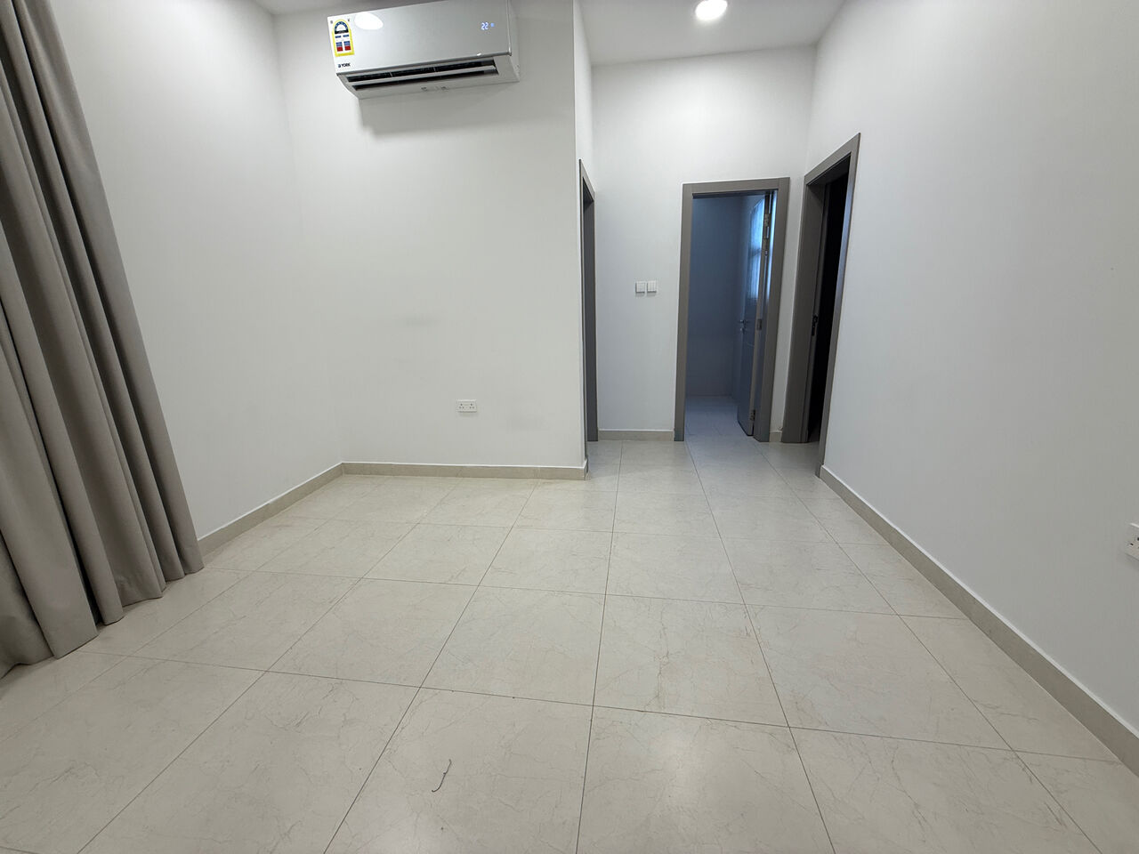 Tubli, Apartments, Flats, Houses & Villas, BHD 200/year,  1 BR,  Semi Furnished 1 Bhk With Ewa