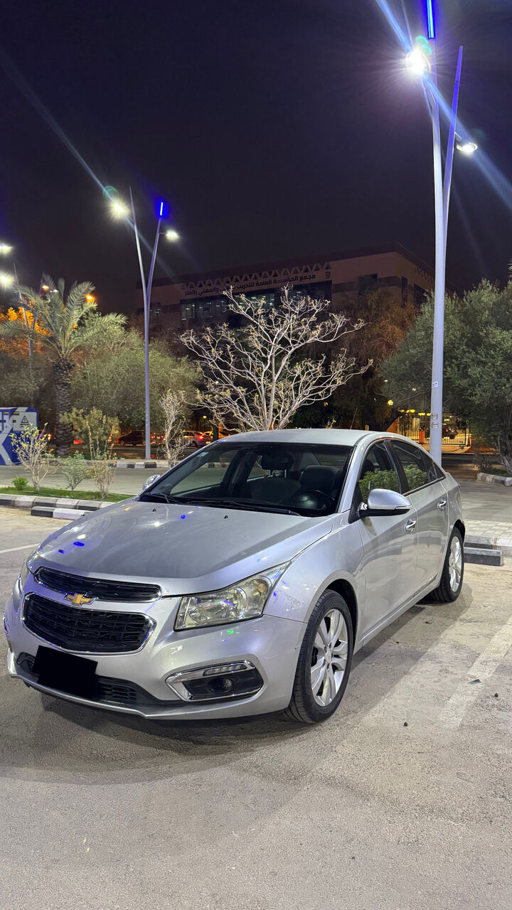 Riyadh, Vehicles, Cars & Trucks , SAR 25000,  Chevrolet Cruze LS,  2017,  Automatic,  181000 KM,