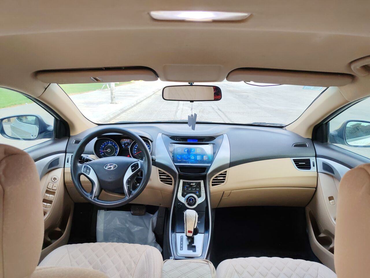 Buraidah, Vehicles, Cars & Trucks , SAR 18500,  Hyundai Elentra,  2013,  Automatic,  384449 KM,   GLS