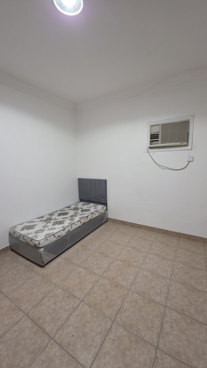 Jeddah, Rooms for Rent, SAR 1300/month,  I Would Like To Offer Room For Rent Bachelor
