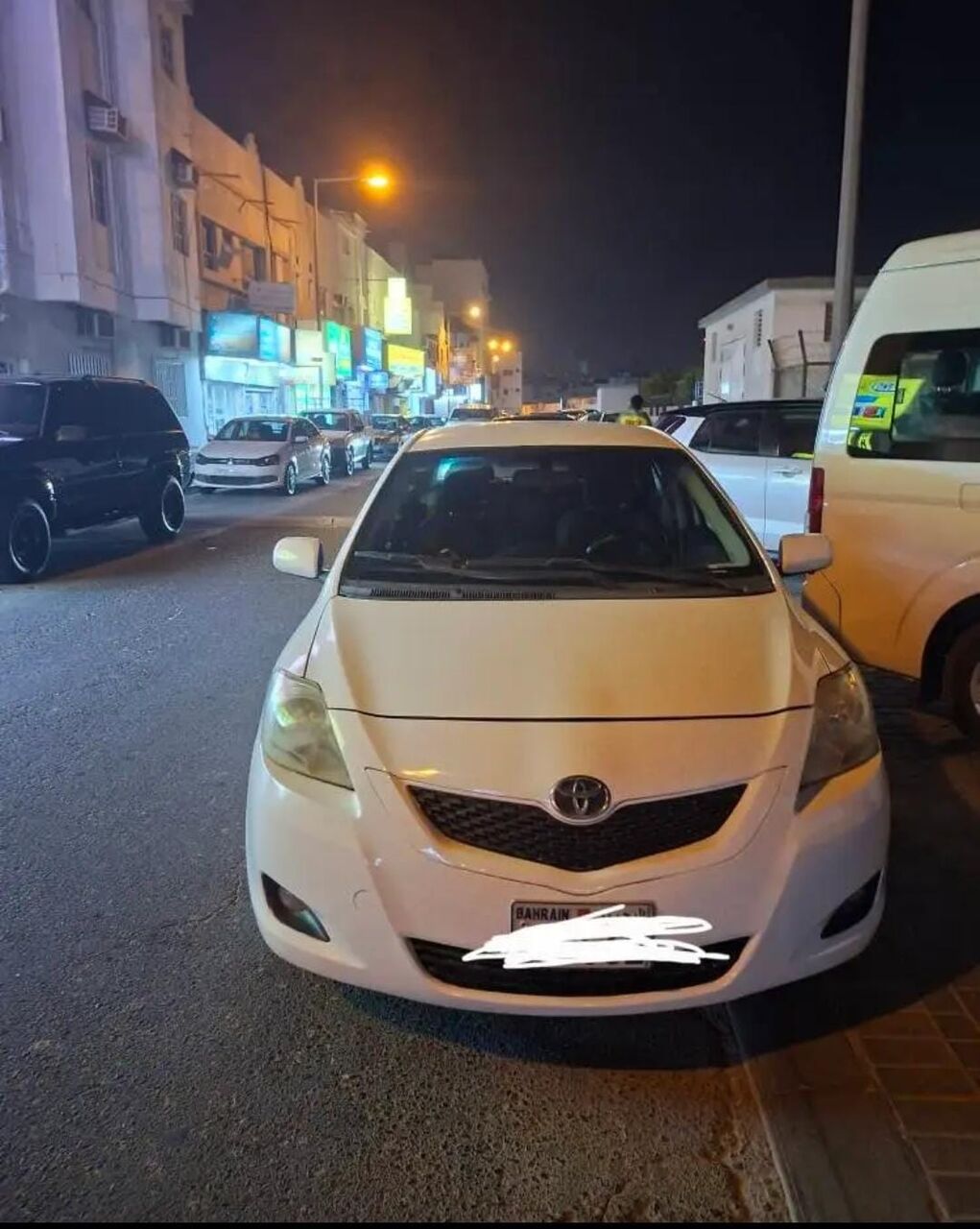 Manama, Vehicles, Cars & Trucks , BHD 1380,  Toyota Yaris,  2006,  Automatic,  300000 KM,