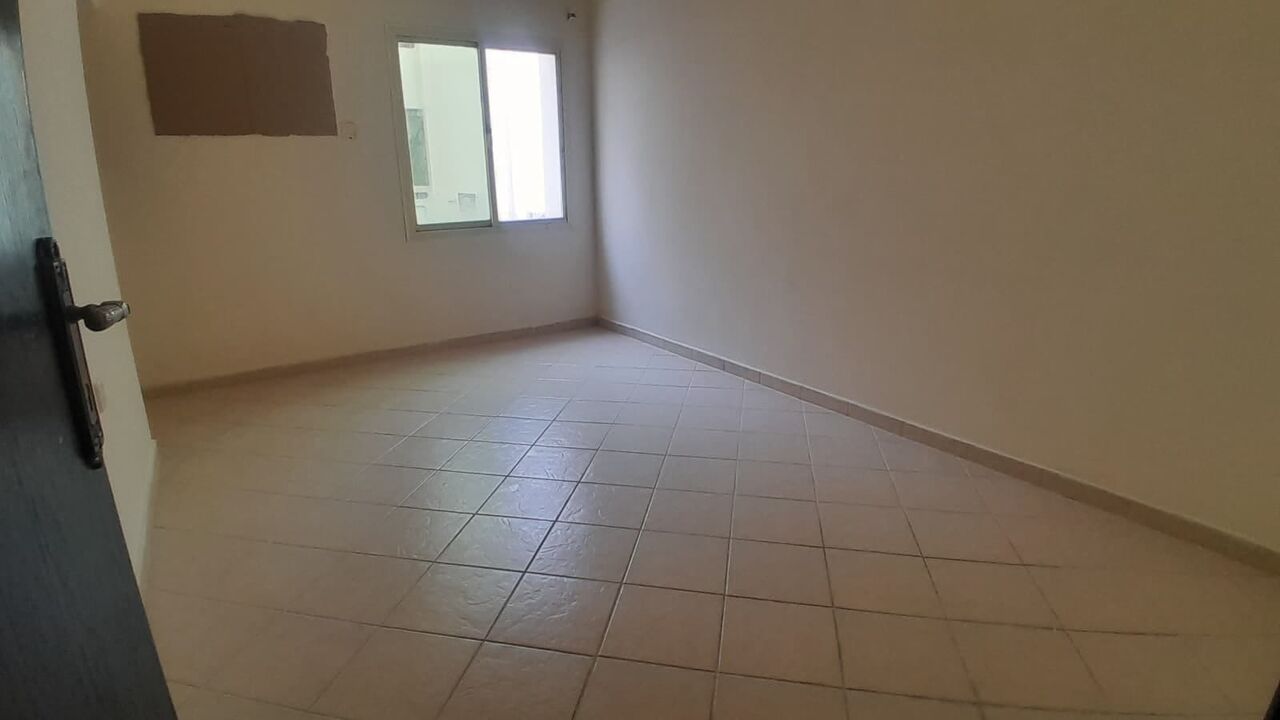 Manama, Offices, BHD 110,  Ras Ruman:- 1Bhk Office/Commercial Flat On Rent..
