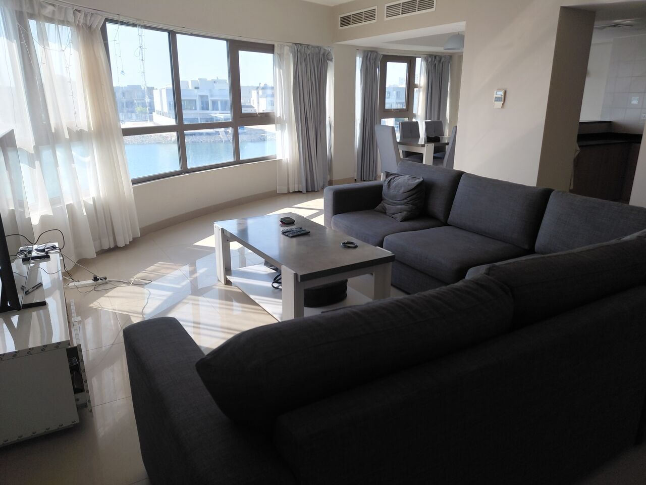 Manama, Apartments, Flats, Houses & Villas, BHD 500/month,  2 BR,  118 Sq. Meter,  FF Flat For Rent