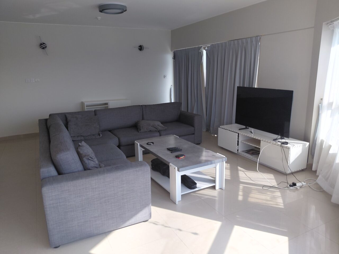 Manama, Apartments, Flats, Houses & Villas, BHD 500/month,  2 BR,  118 Sq. Meter,  FF Flat For Rent