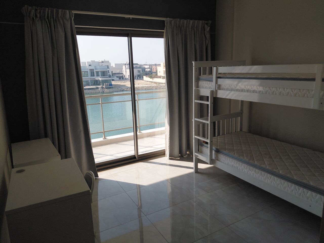 Manama, Apartments, Flats, Houses & Villas, BHD 500/month,  2 BR,  118 Sq. Meter,  FF Flat For Rent