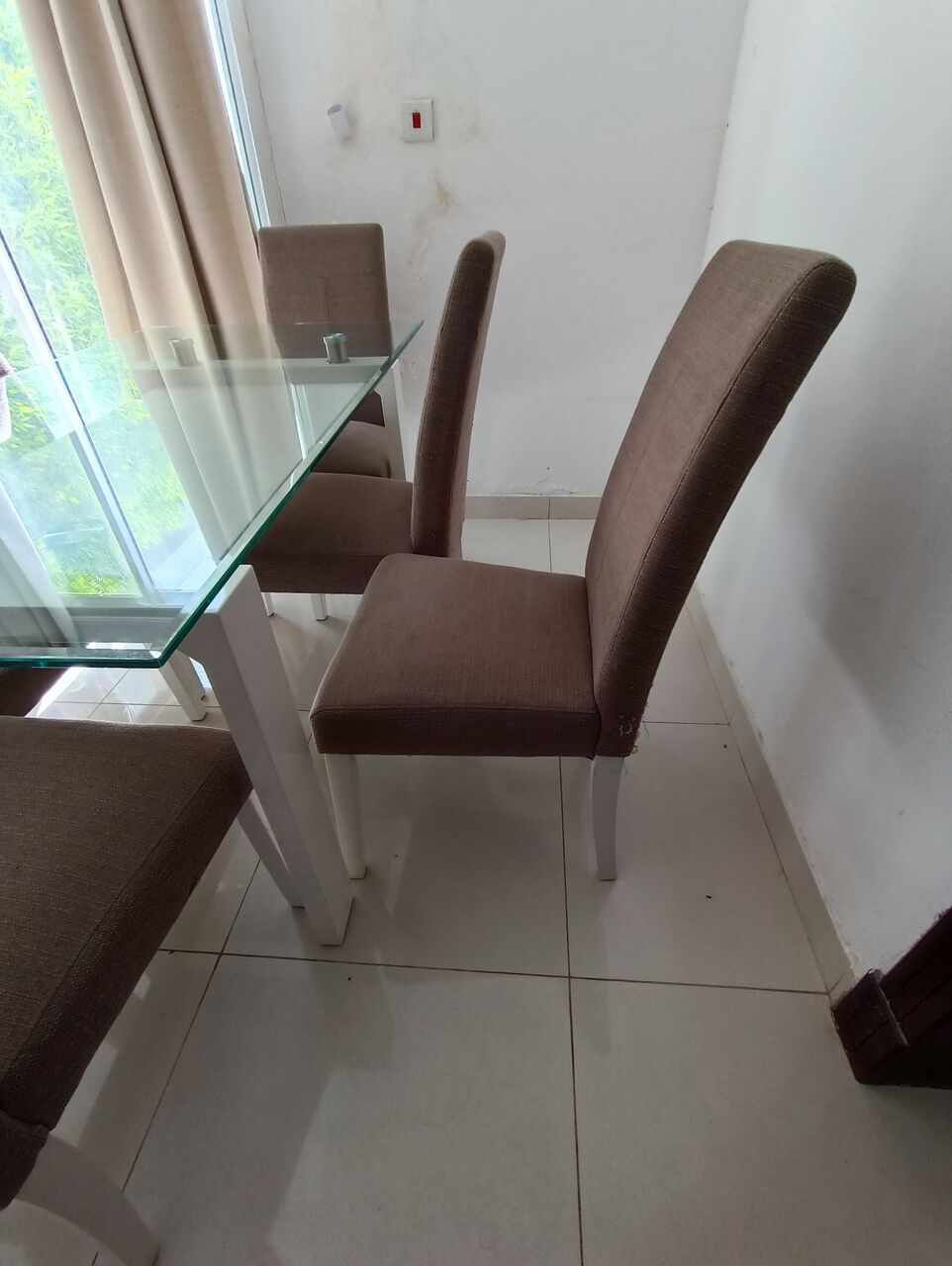 Jeddah, Household Items, SAR 400,  Dining Set (a Table + 6 Chairs)