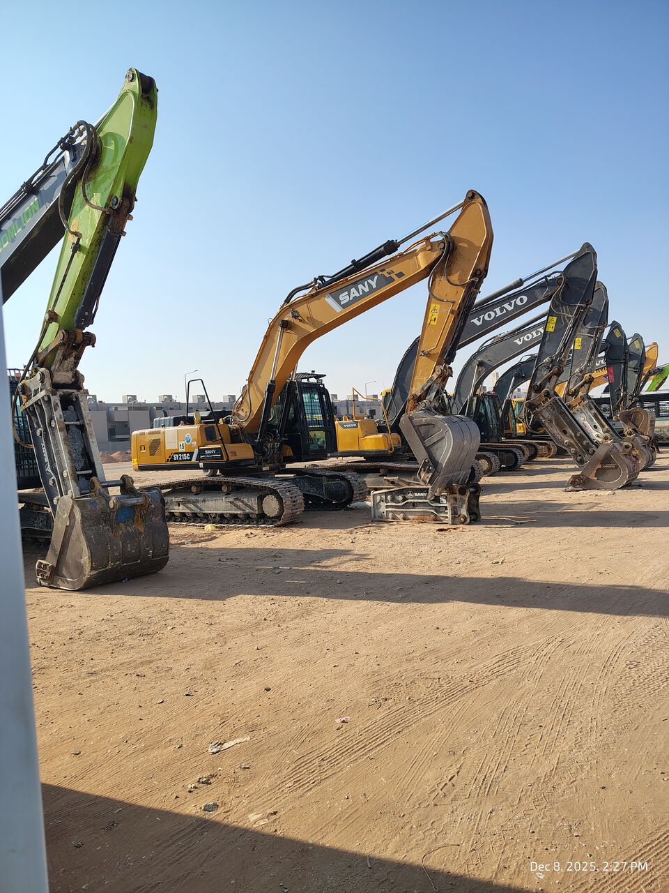 Riyadh, Equipment Rental, EXCAVATOR RENT