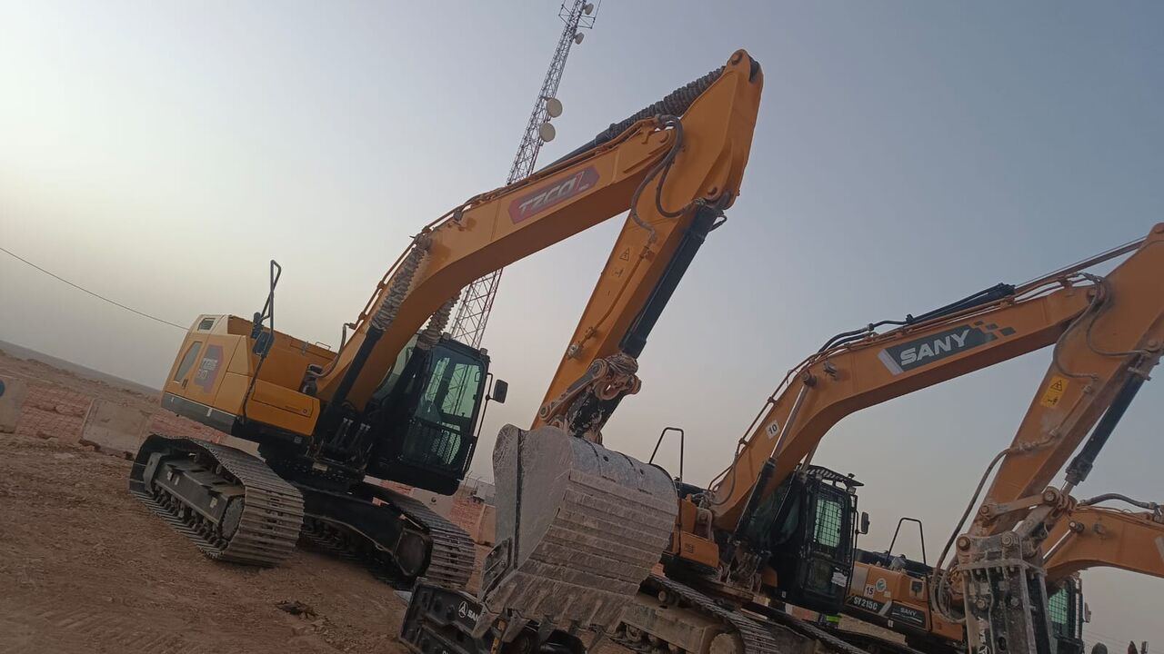 Riyadh, Equipment Rental, EXCAVATOR RENT