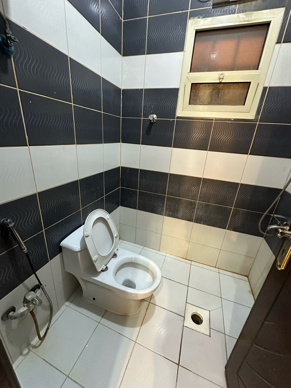 Al-Yarmouk, Rooms for Rent, SAR 1500/month,  Pakistani Single Bacholar (Only One Person Is Allowed)