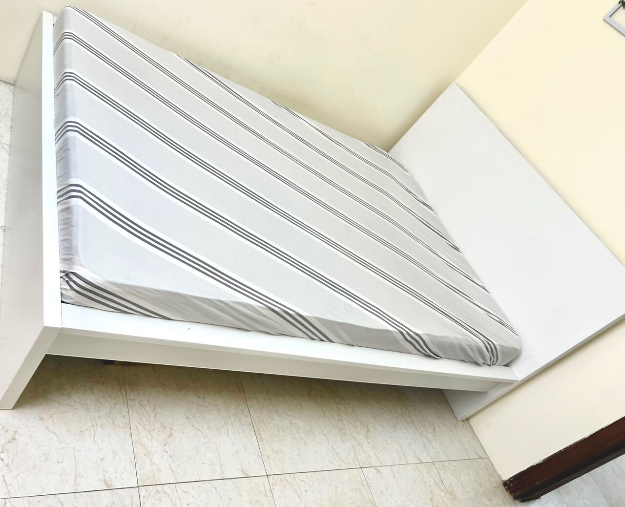 Manama, Furniture, BHD 1,  Furniture For Sale &ndash; Good Condition