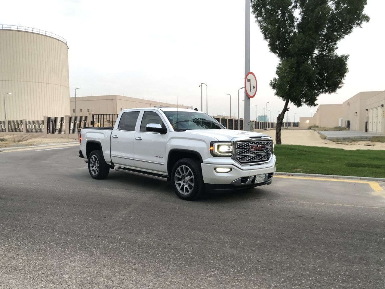 Jubail, Vehicles, Cars & Trucks , SAR 121000,  GMC Sierra 2018 Denali Full Agency Body,  2018,  170000 KM,  Jubail Down Town