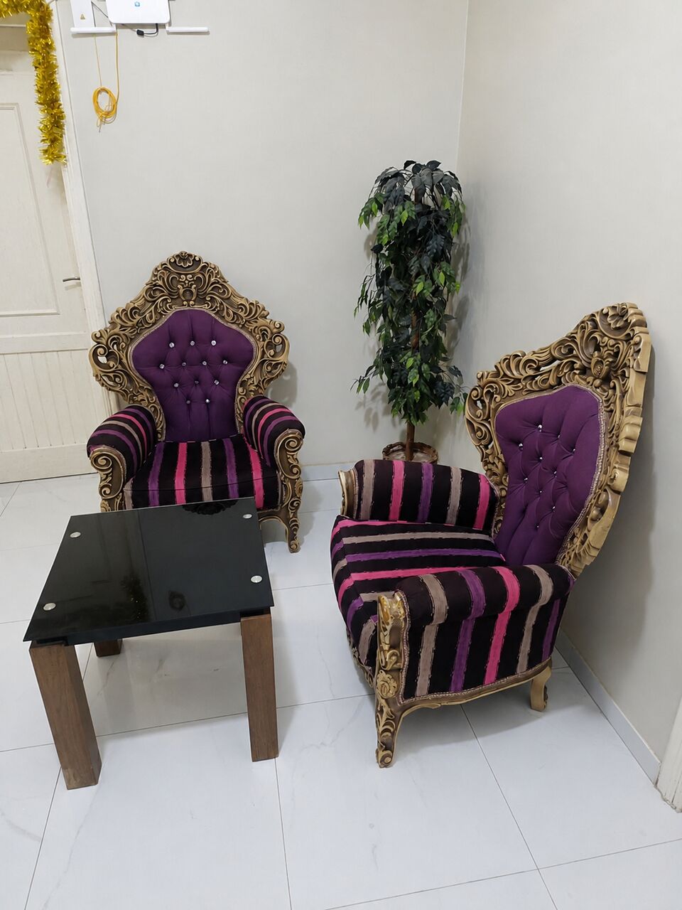 Jeddah, Furniture, SAR 120,  Entrance Sofa With Table And Tree