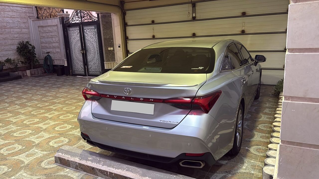 Jubail, Vehicles, Cars & Trucks , SAR 143000,  2022 Toyota Avalon Touring (Saudi Spec), 63,000 Km, Factory Bodywork.,  2022,  63000 KM,  Jubail Down Town
