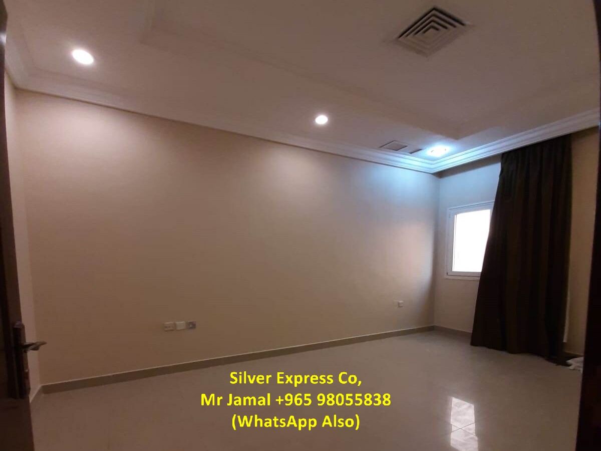 Mangaf, Apartments, Flats, Houses & Villas, KWD 450/month,  3 BR,  200 Sq. Meter,  3 Bedroom Villa Flat With Shared Garden In Mangaf.