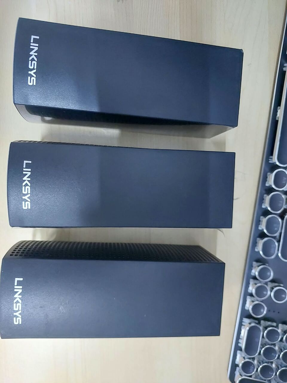Jeddah, Electronics, SAR 750,  Linksys (3-pack) Whole Home Mesh Wi-Fi
