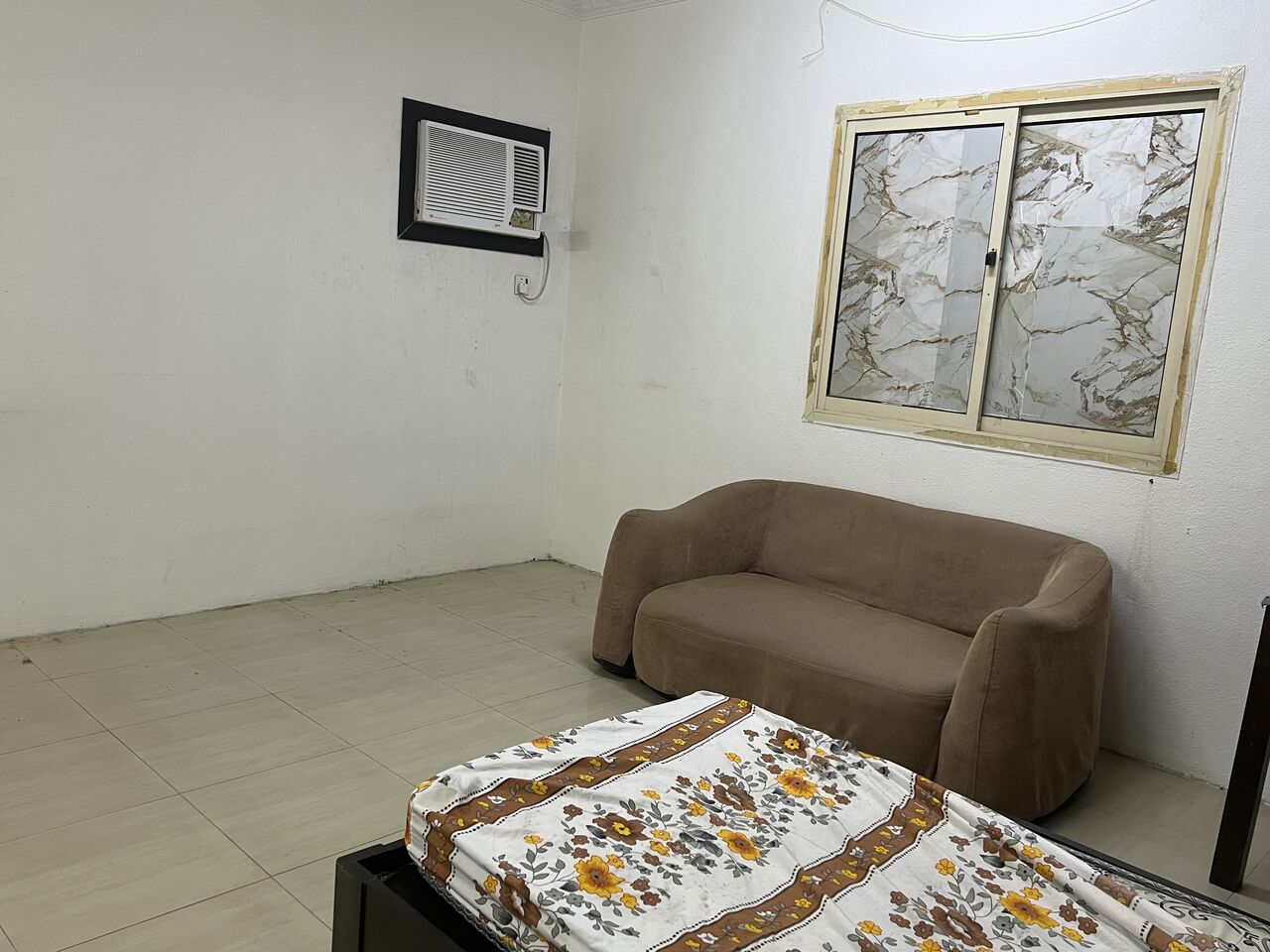 Jubail, Sublets, SAR 1050/month,  1 BR,  850 Sq. Feet,  SAR 1050/month, 1 BR, Bachelor Executive Room Available For Rent Fully Furnished