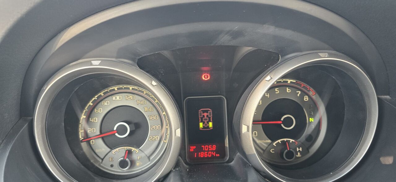 Hidd, Vehicles, Cars & Trucks , BHD 3950,  MITSUBISHI PAJERO-FULL OPTION,  2013,  Automatic,  118 KM,  Excellent Condition Pajero With Low Milleage For Sale. Urgent Sale Owner Leaving Bahrain