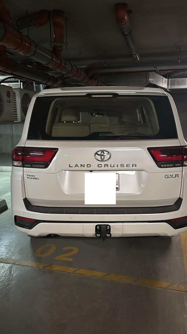 Al Maathar, Vehicles, Cars & Trucks , SAR 260000,  Toyota Land Cruiser 300,  2024,  Automatic,  19100 KM,  Toyota Land Cruiser LC300 GXR L2  &mdash; Saudi Specs &mdash; Single Owner &mdash; 19,100 Km