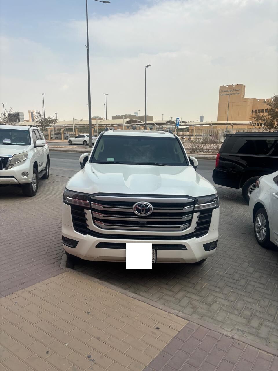 Al Maathar, Vehicles, Cars & Trucks , SAR 260000,  Toyota Land Cruiser 300,  2024,  Automatic,  19100 KM,  Toyota Land Cruiser LC300 GXR L2  &mdash; Saudi Specs &mdash; Single Owner &mdash; 19,100 Km