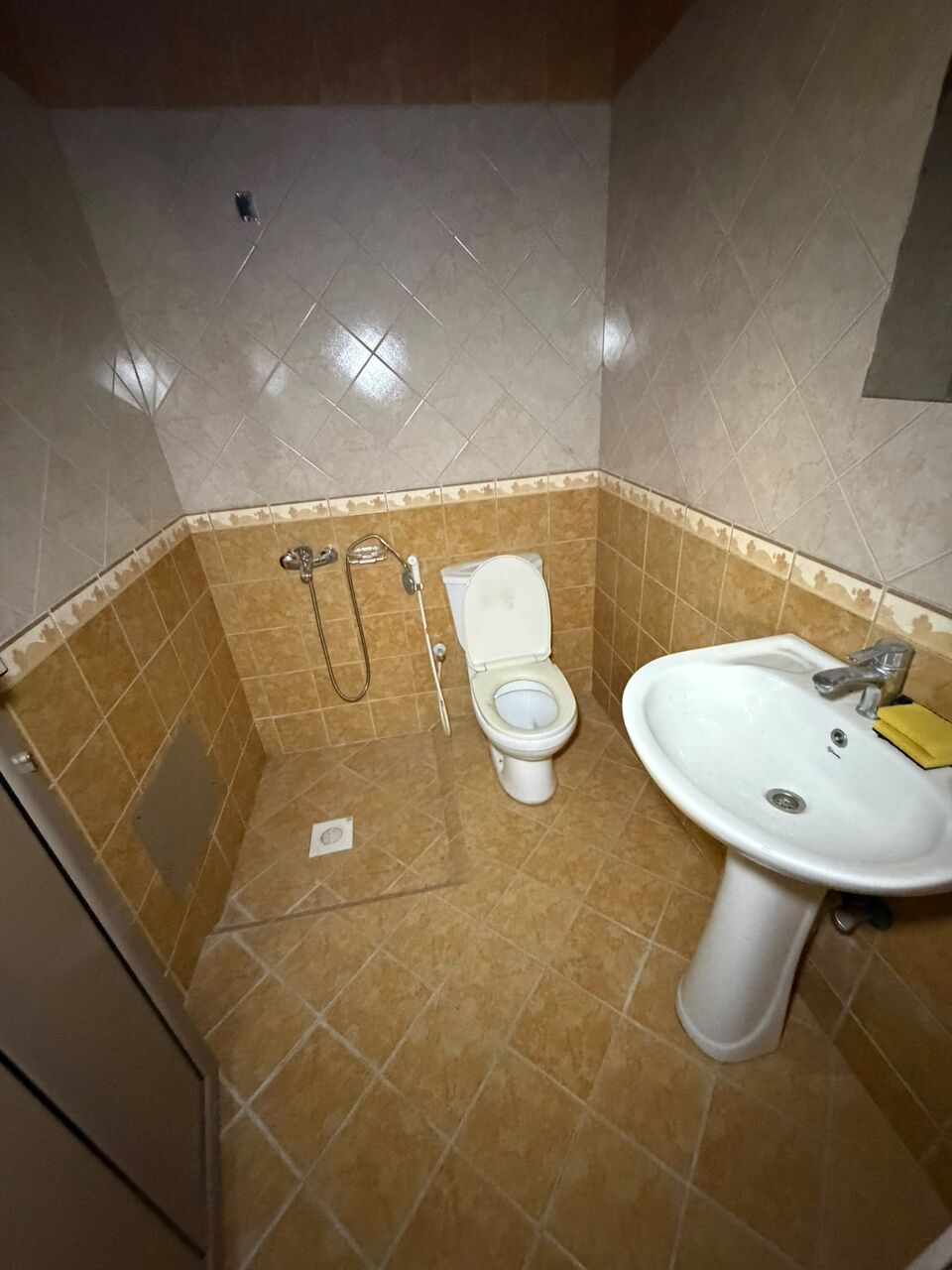 Kabul, Apartments, Flats, Houses & Villas, AFN 170/year,  100 Sq. Meter,  للإيجار شقة في سار