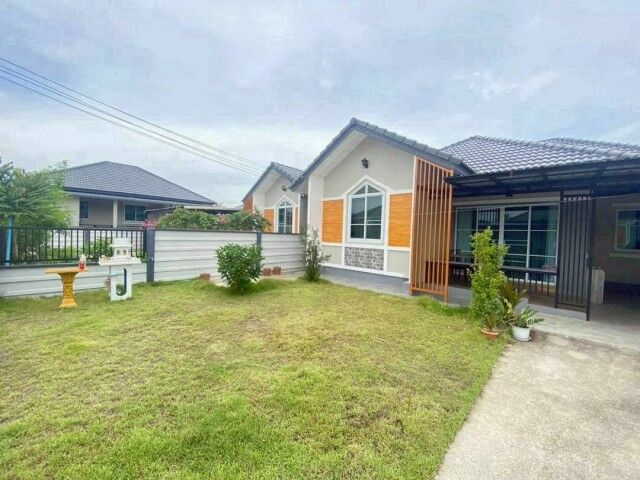 Bangkok, Villas, THB 13000,  75 Sq. Feet,  For Rent 13,000 Baht/month 75 Sq M. #Maejo University Zone #Sansai, Single House, Wide
