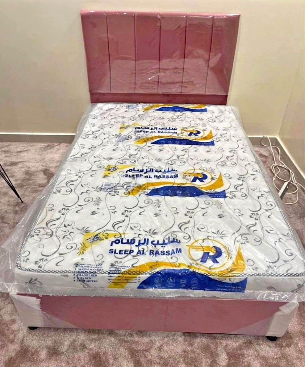 Jeddah, Furniture, SAR 11,  New Best Quality Medium Size Bed And Bedroom Set Available For Sale