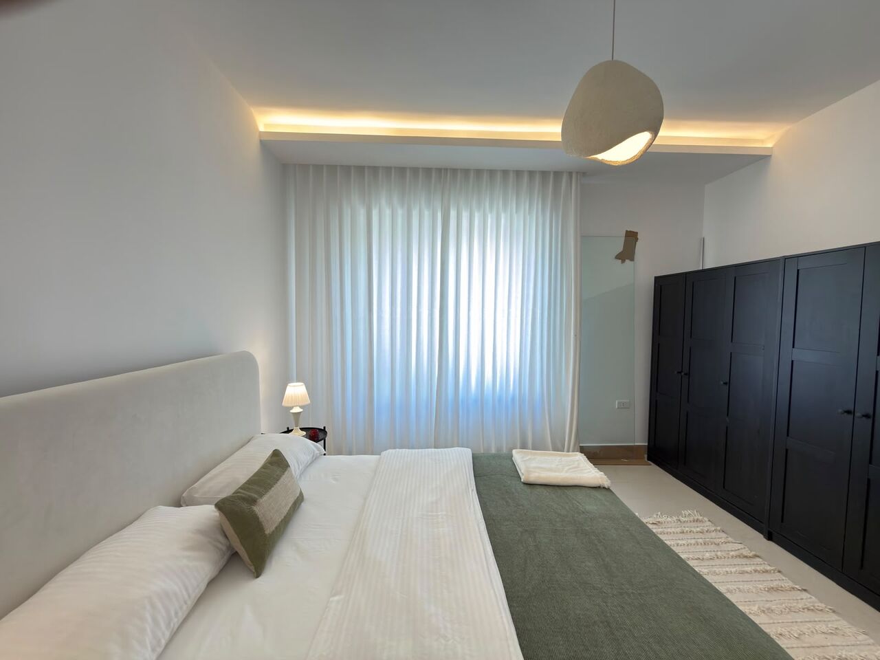 Amman, Apartments, Flats, Houses & Villas, JOD 25000/year,  3 BR,  🏡 For Rent In Jabal El Lweibd