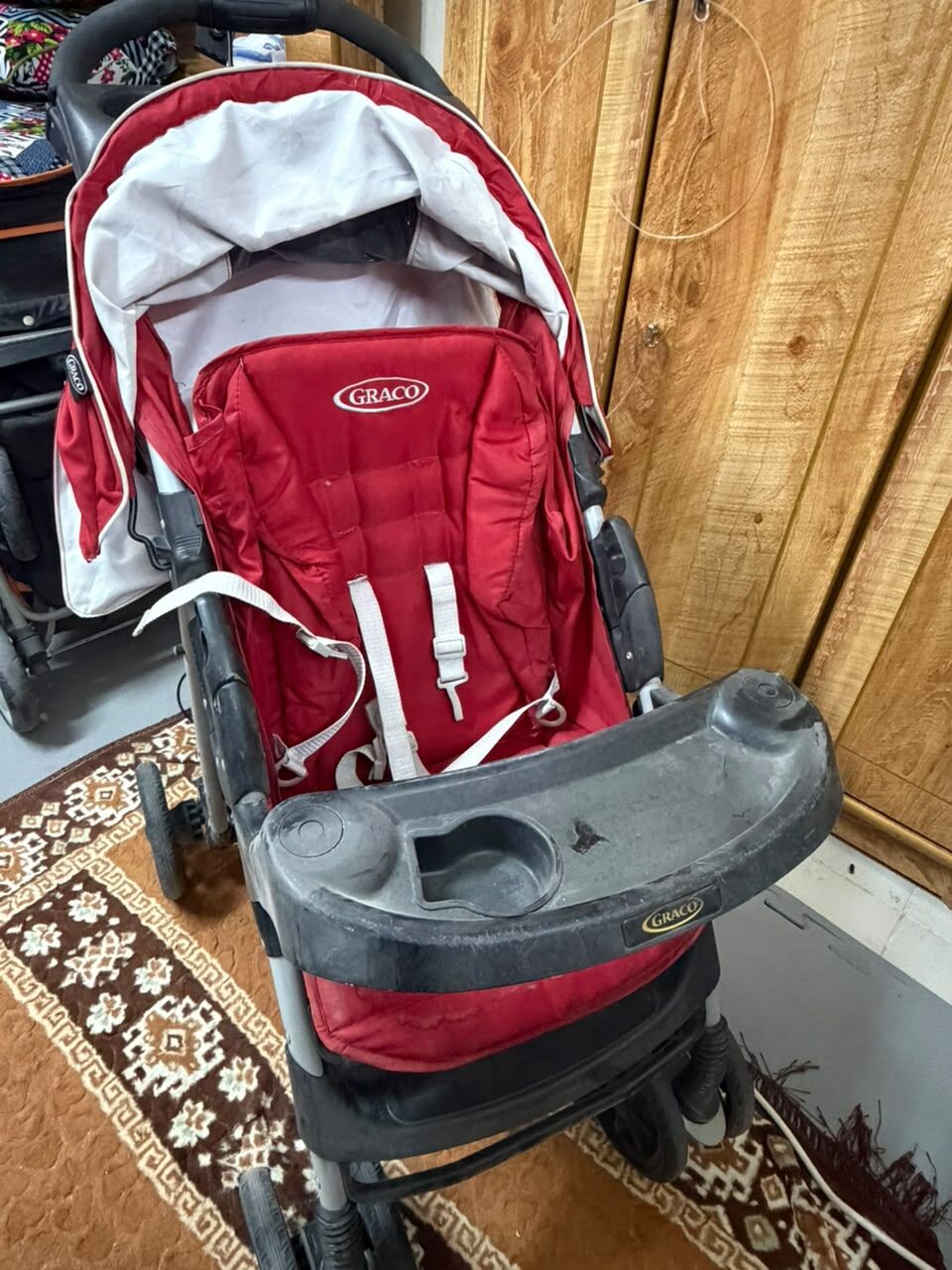 Al Jaradiyah, Household Items, SAR 100,  URGENT SALE &mdash; BABY STROLLER + GREEN CHAIR + BED