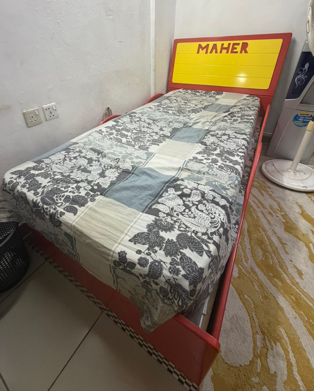 Al Jaradiyah, Household Items, SAR 100,  URGENT SALE &mdash; BABY STROLLER + GREEN CHAIR + BED